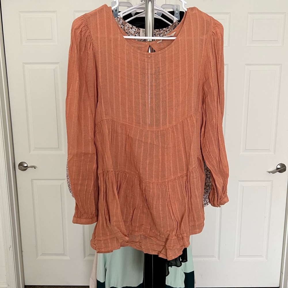 Xs AE blouse